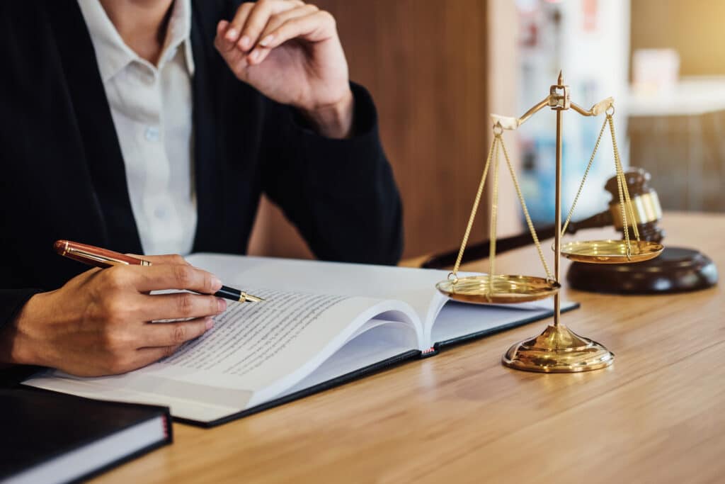 Expert Legal Guidance Supporting Clients Through Complex Disputes And Challenges