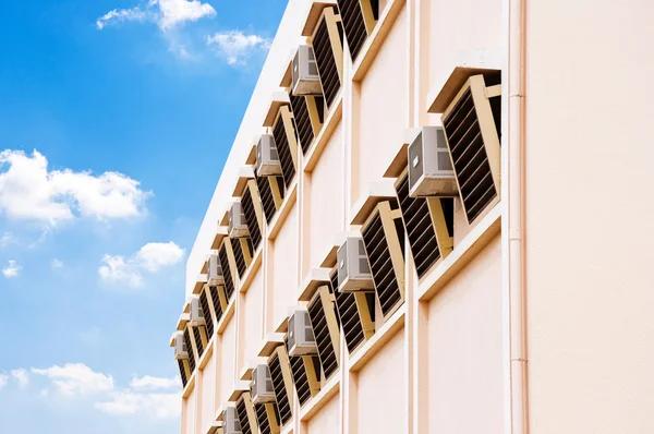 Top Rated Window Air Conditioner Systems for Apartments