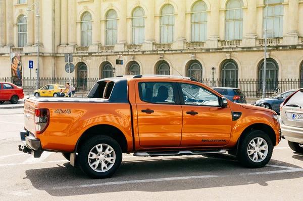 Top Benefits of Ford Pickup and Delivery Services for Busy Drivers